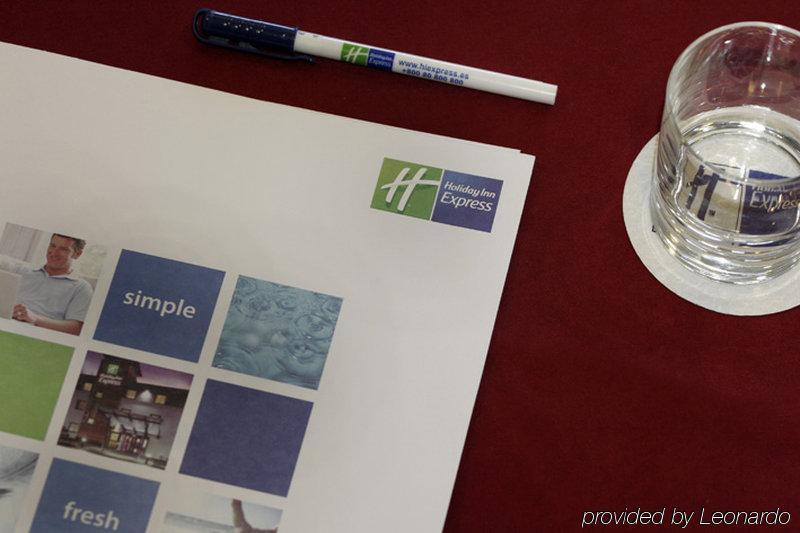 Express Madrid-alcorcon By Ihg 3*