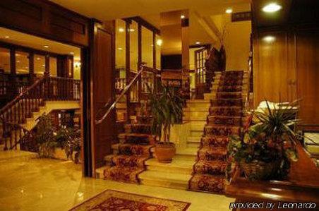 Hotel Serantes 2*