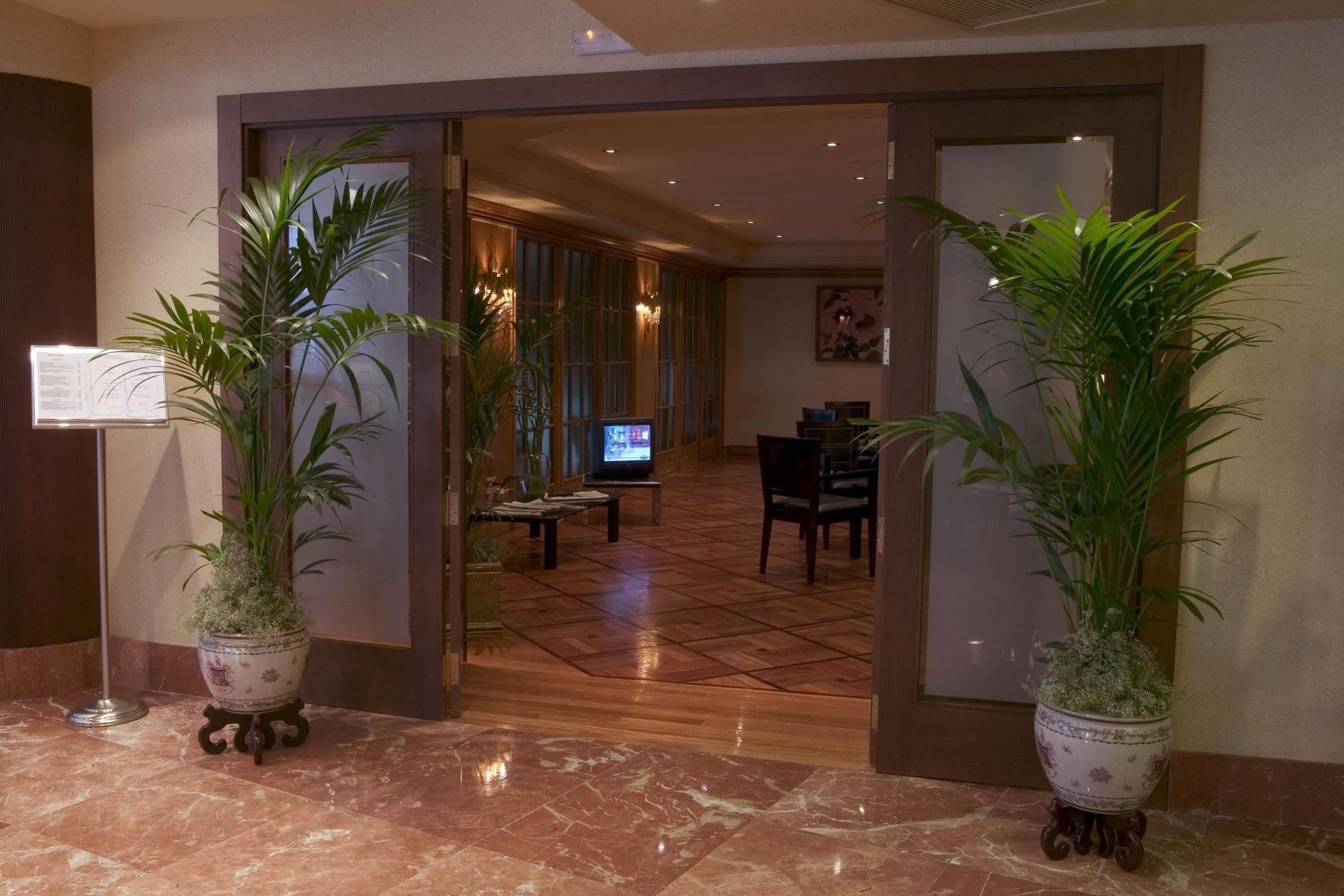 Crisol Almirante Bonifaz Hotel 4*