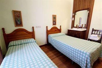 Atlantida Guest house *