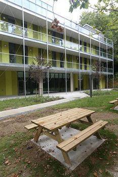 Uba Hostel *
