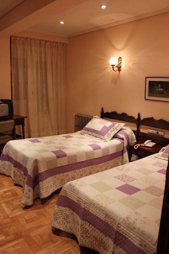 Residencia Castellano I Hotel