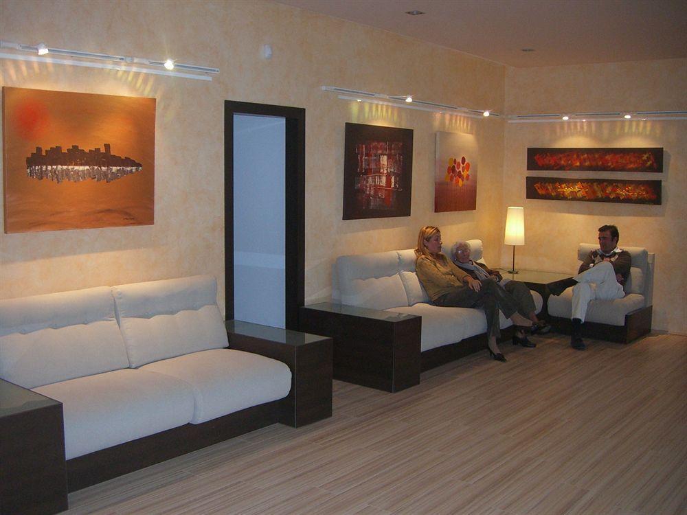 Hotel Bay 2*