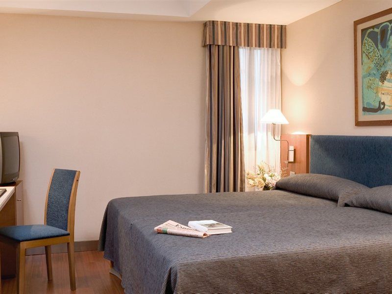 Occidental Hotel 4*