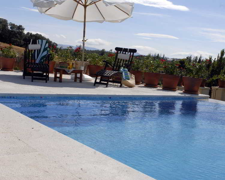 Caserio De Lobones Hotel
