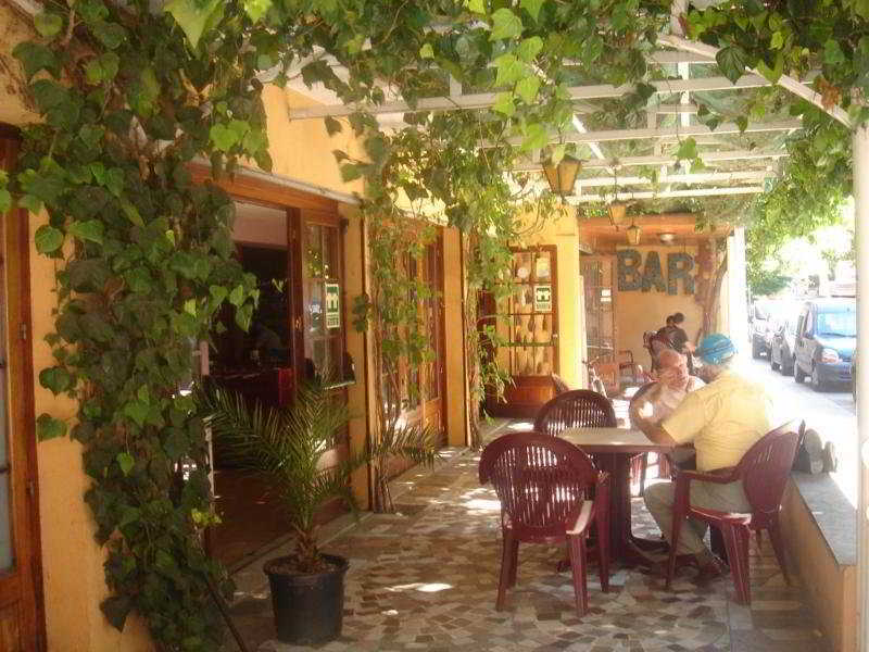 Lloret Guest house 2*
