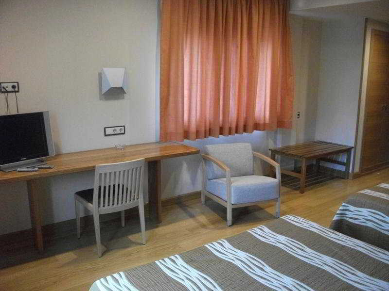 Hotel Nogales Campo (Huesca)
