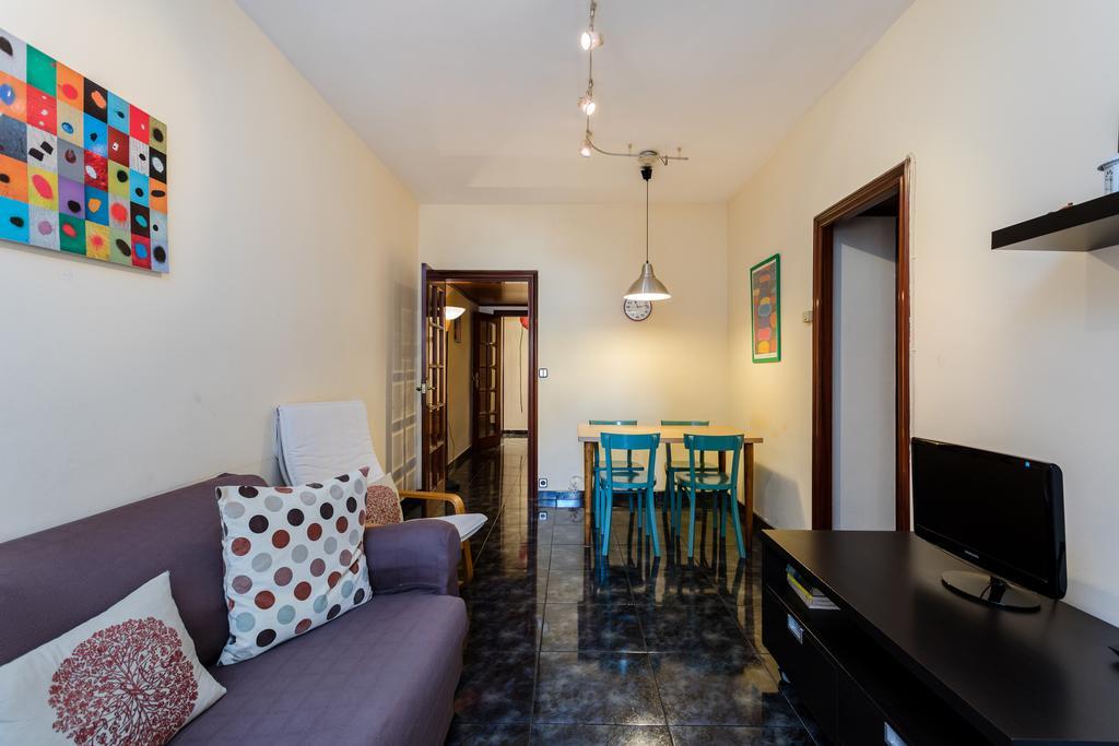 Apartamento Cozy 3 Bedroom Flat With Balcony Close To Plaza España! Barcelona