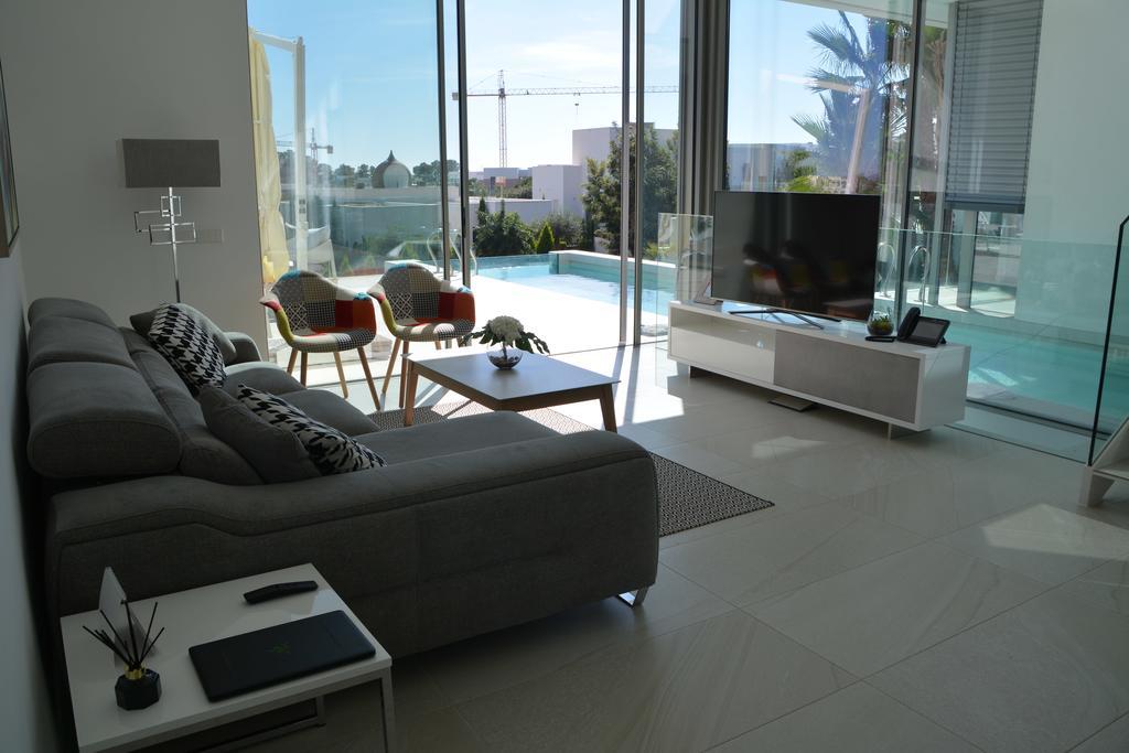 Limonero 17, Golf Club In Colinas Holiday home *