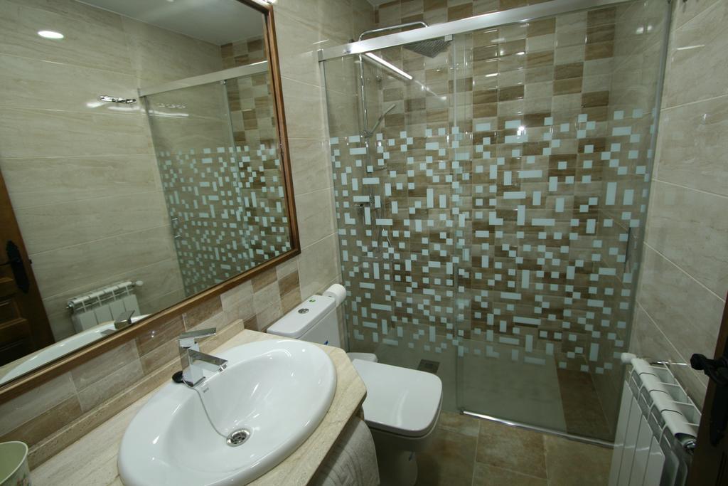 Mirasierra Plaza Apartment *