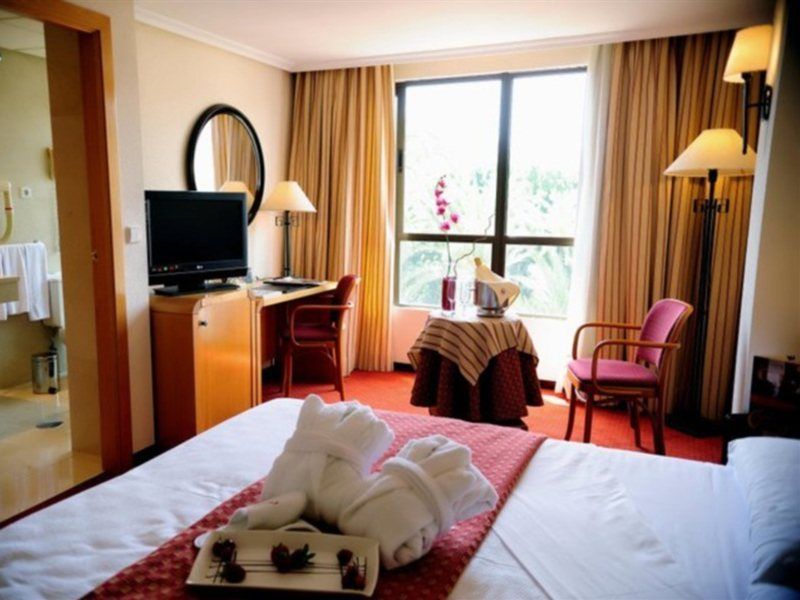 Cartagonova 3*