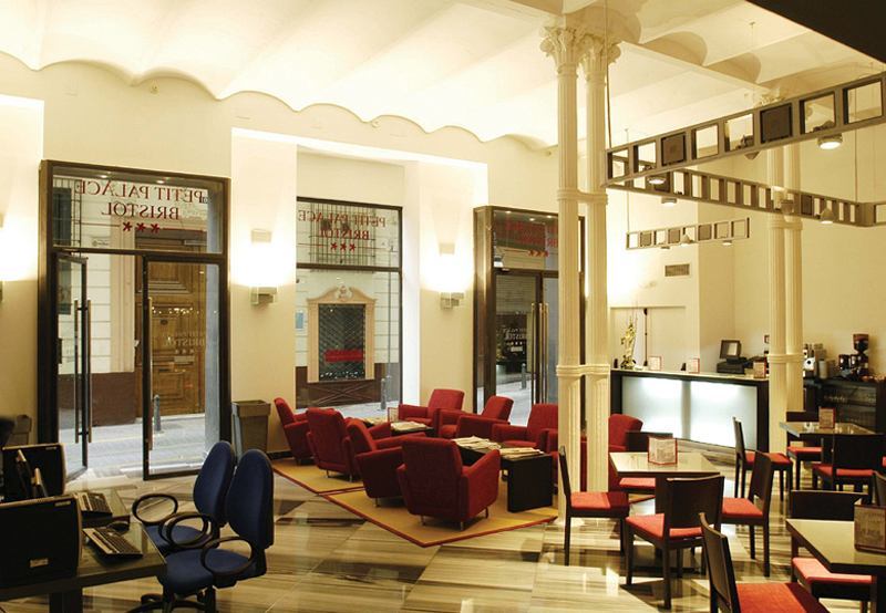 Petit Palace Plaza De La Reina Hotel Valencia