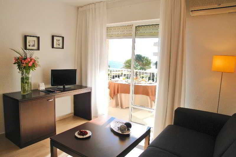 Aparthotel Palmera 2*