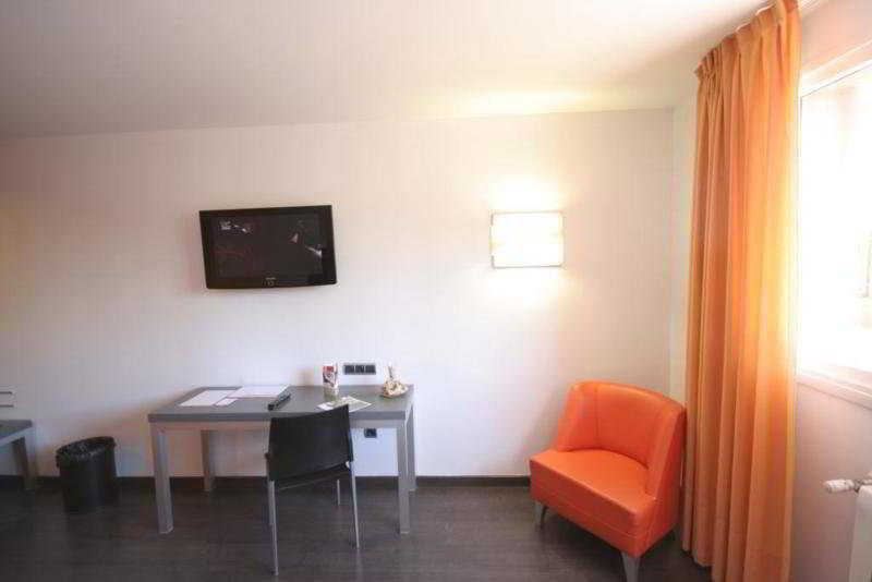 H2 Los Fresnos Hotel 3*