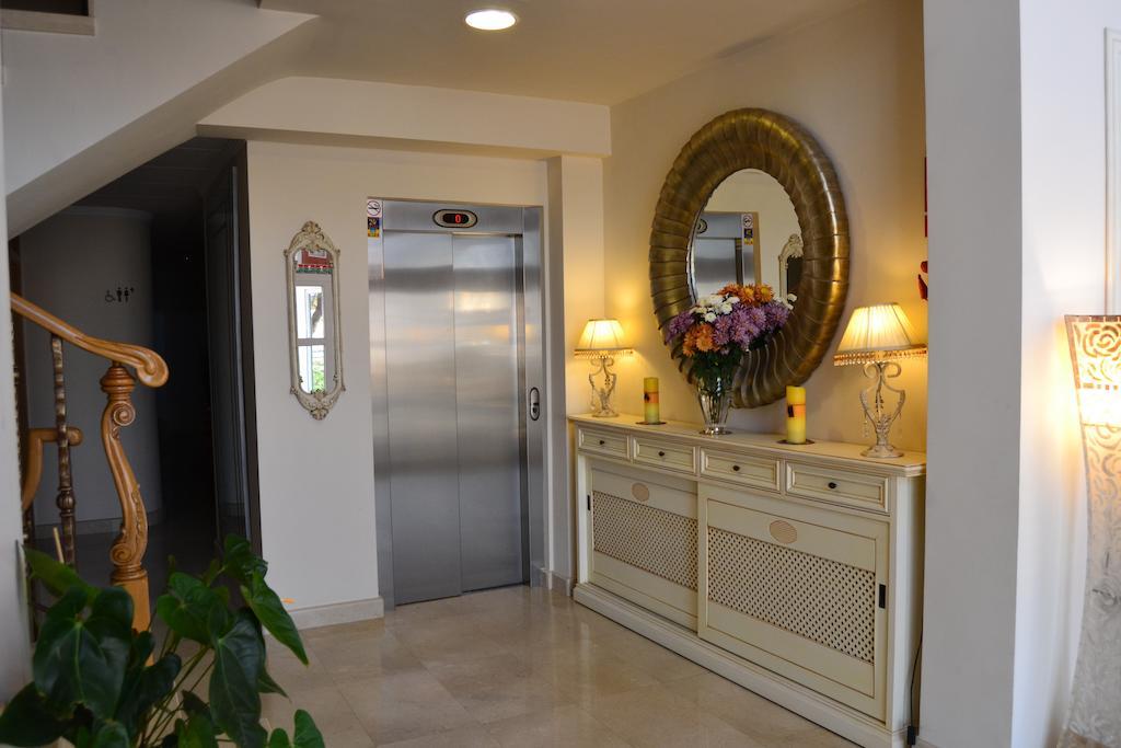 Hotel Versalles 3*