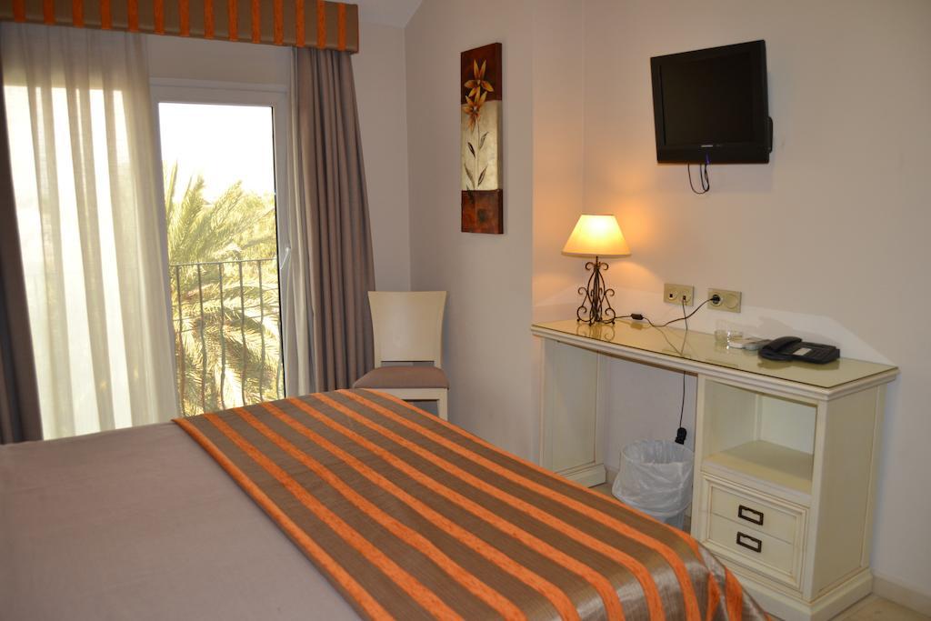 Versalles Hotel 3*