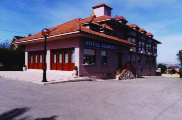 Alemar Hotel Somo