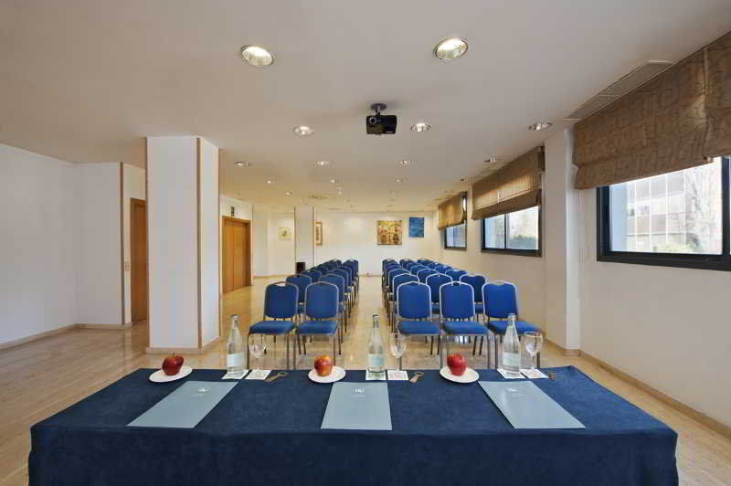 Exe Barbera Parc 4*