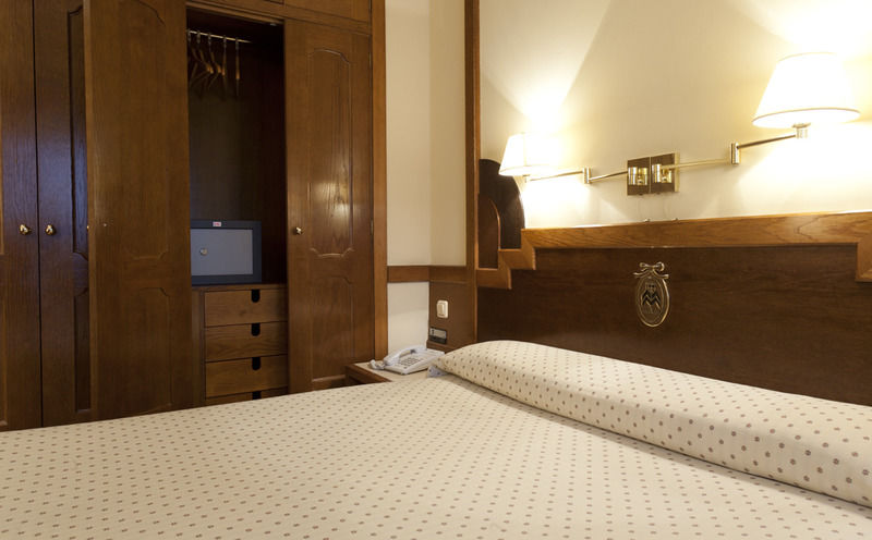 Maria Luisa Hotel 3*