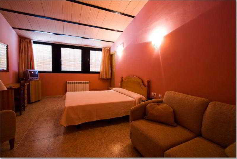 Rosaleda Doncel 3*