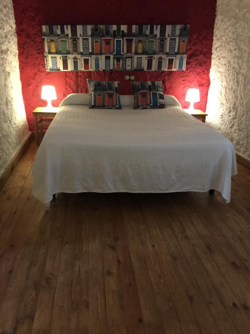 Hotel Cuevas La Tala 3*