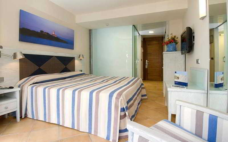 Hotel Occidental Menorca 4*