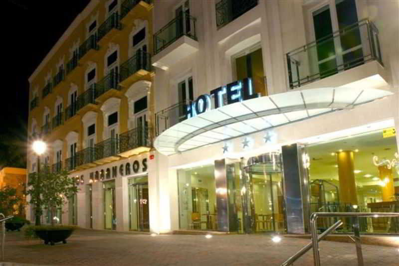 Hotel Habaneros 3*