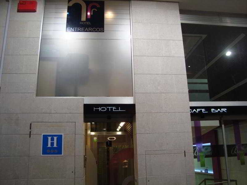 Alda Entrearcos Hotel *