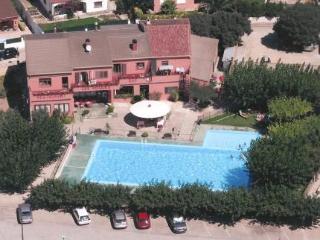 Hotel Les Roques Bascara