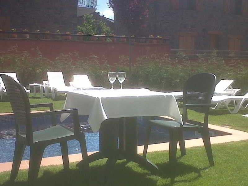 Esquirol (adults Only) Llivia