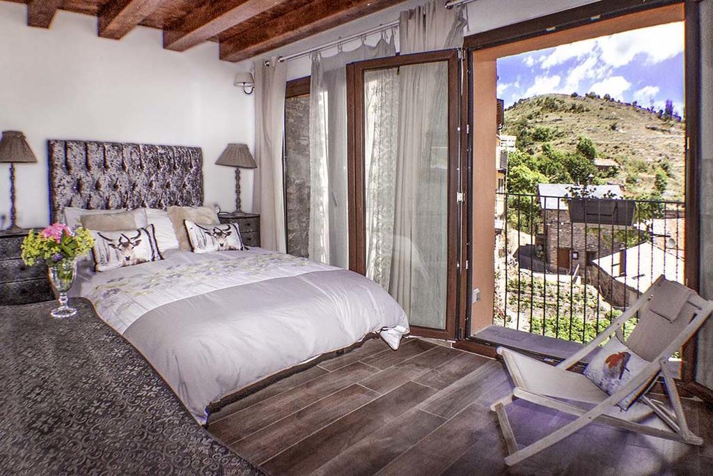 Cal Pastisser De Country house Taus