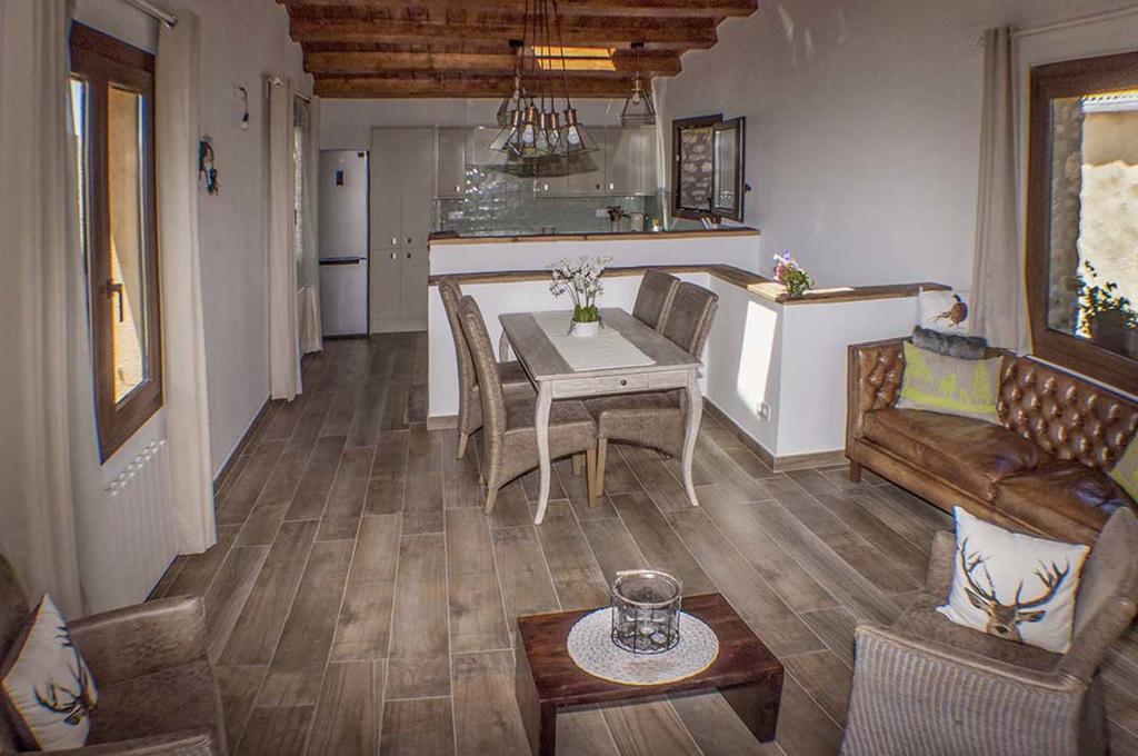 Cal Pastisser De Country house