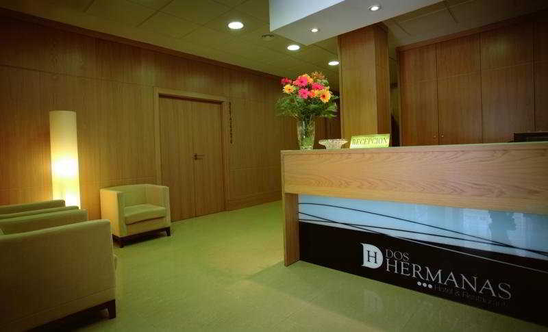 Hotel Dos Hermanas