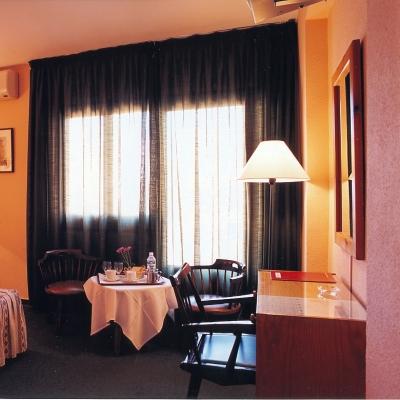 Goya Hotel 2*