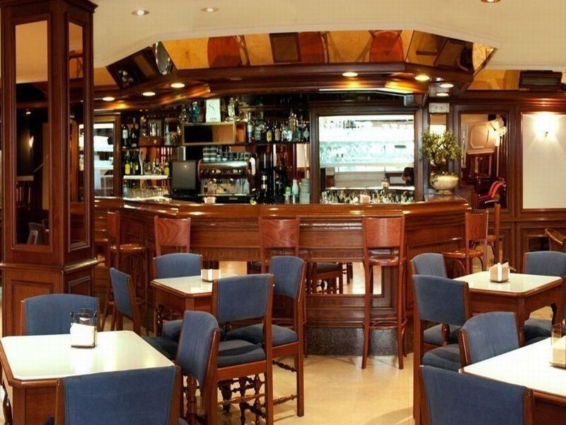Hotel Serantes 2*