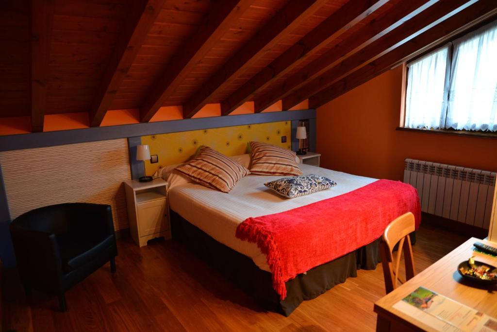 Guest house Alojamiento Bernabales 2*
