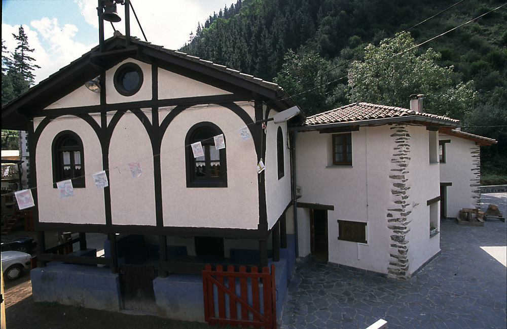 Eleizondo Haundia Country house Itziar