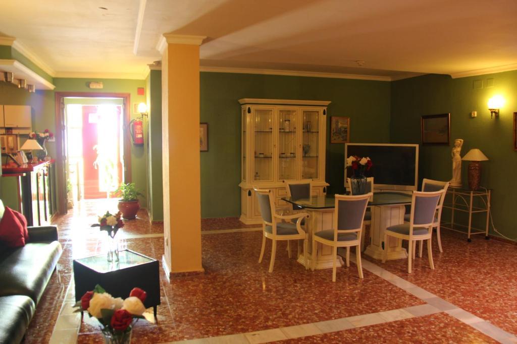 Vazquez Diaz Hotel