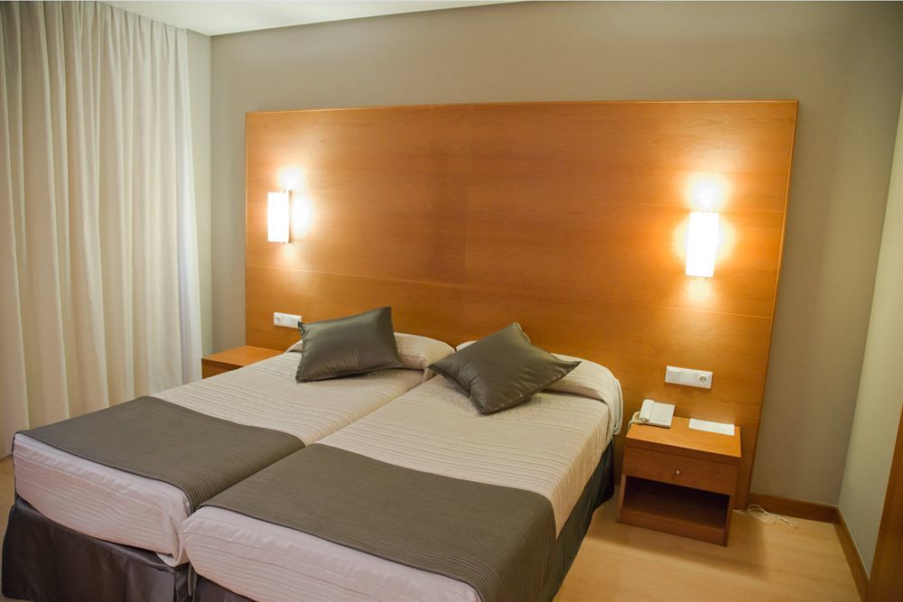 Hq La Galeria 4*