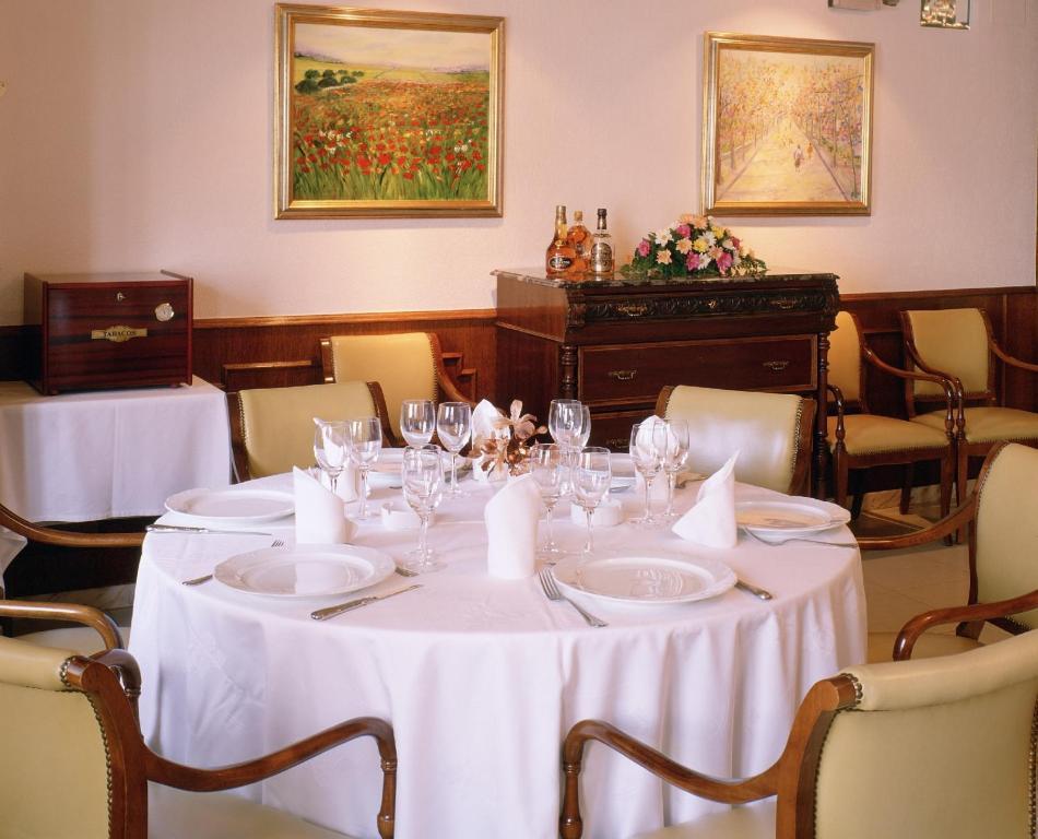 Hotel Chane La Puebla De Alfinden