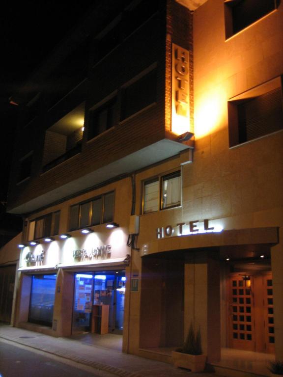 Chane La Puebla De Alfinden