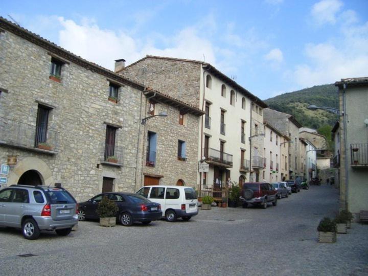 De La Rovira *