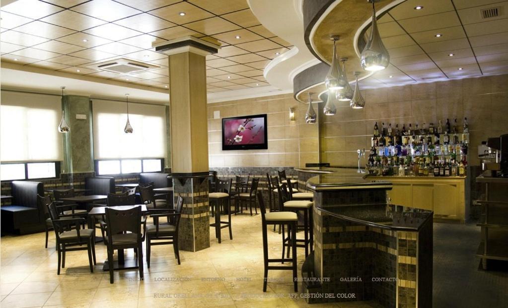 Hotel Rural Orellana 3*