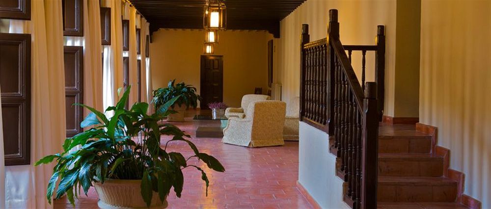 Hotel De 4*