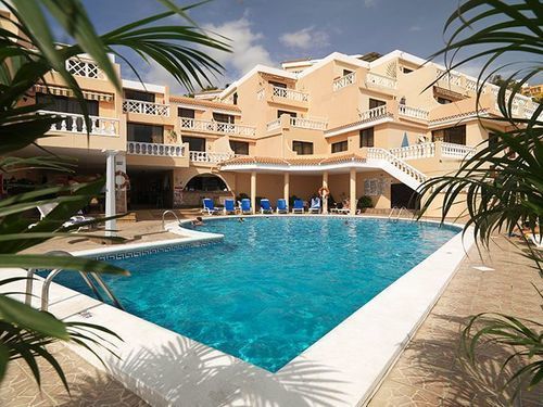 Aparthotel Paradise Court