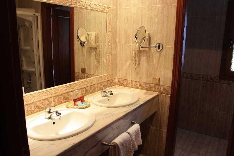 Hotel Acosta Vetonia 3*