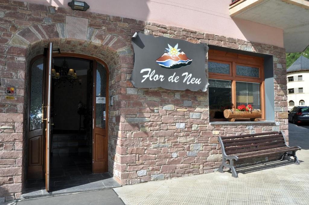 Flor De Neu