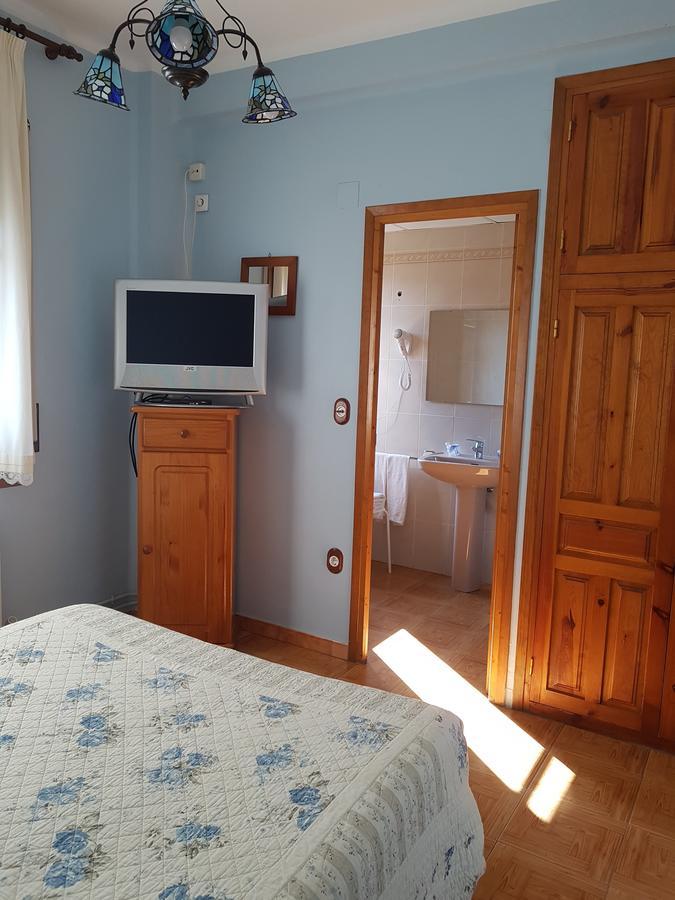 De La Val Hotel *