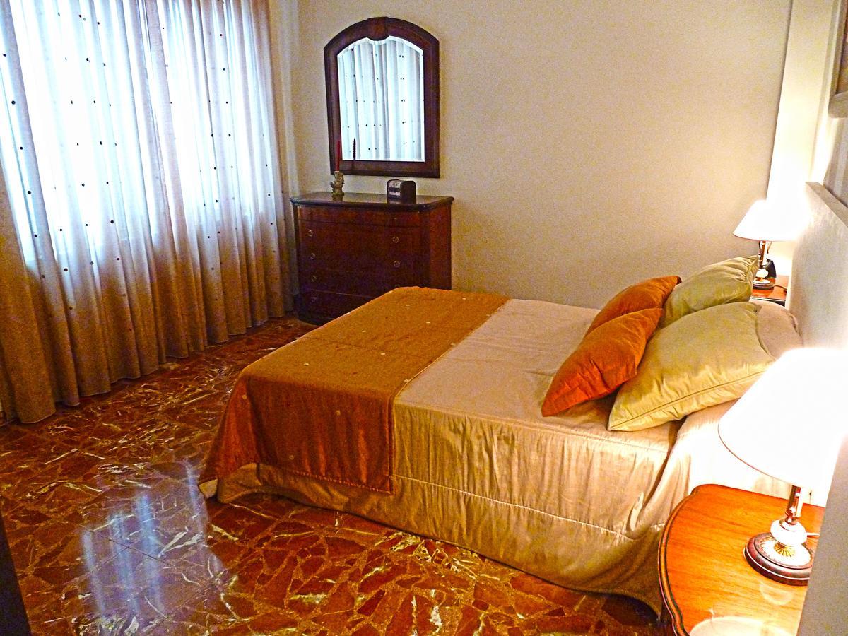 Eduardo Lucena 5, Mezquita Apartamento