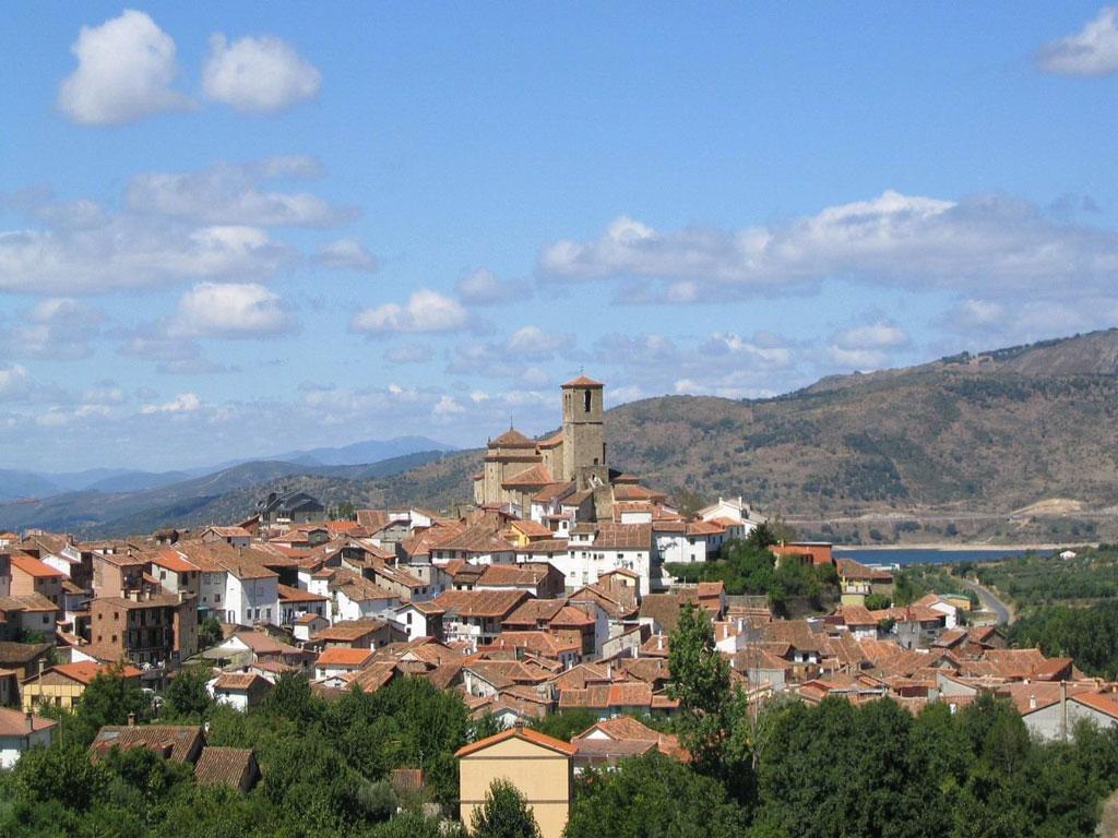 Turistico Valle Del Ambroz Hostel Hervas